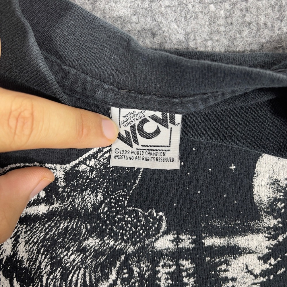 Vintage Wolf Graphic T-Shirt Mens XL Black 1998 Moon Pack Faded - Picture 3 of 7